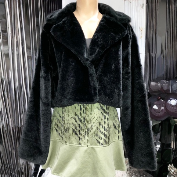 Love Poem By Block Black Faux Fur Cropped Cozy Fuzzy Teddy Bomber Jacket L NWT - Picture 11 of 11